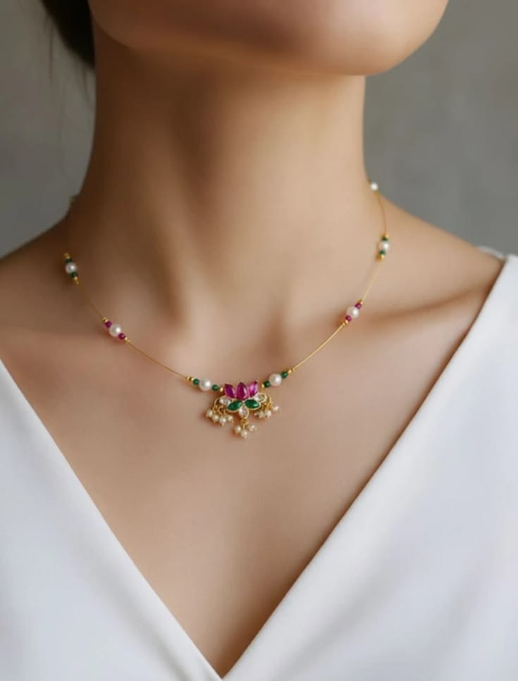 Pearl Cluster Choker