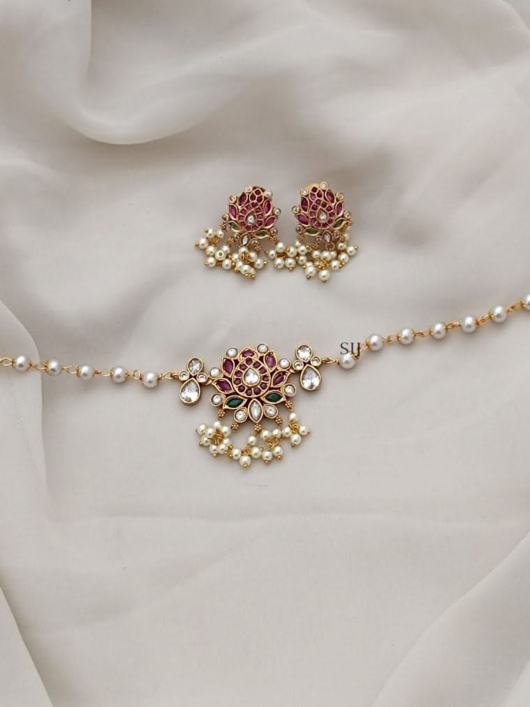 Pearl Cluster Choker — view 2