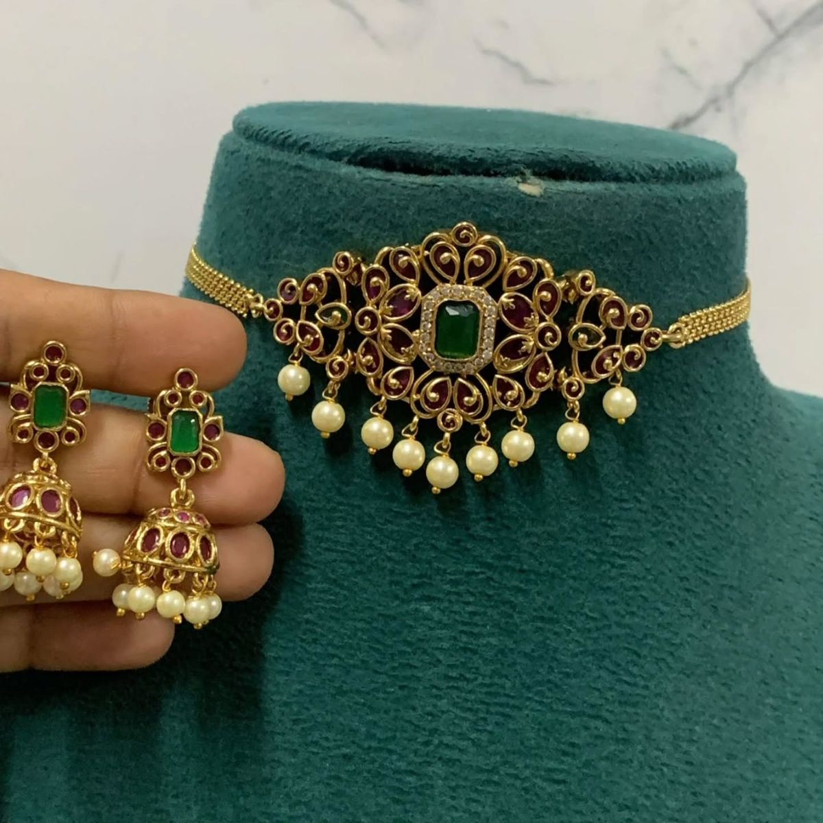 Emerald Gemstone Statement Choker — view 3