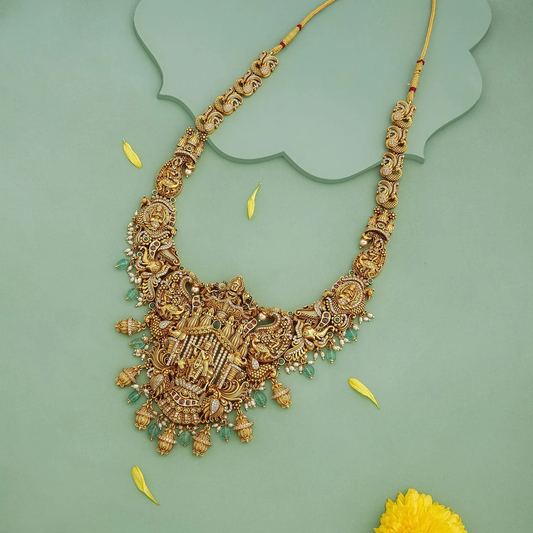 Swarna Pushpa Kempu Mala