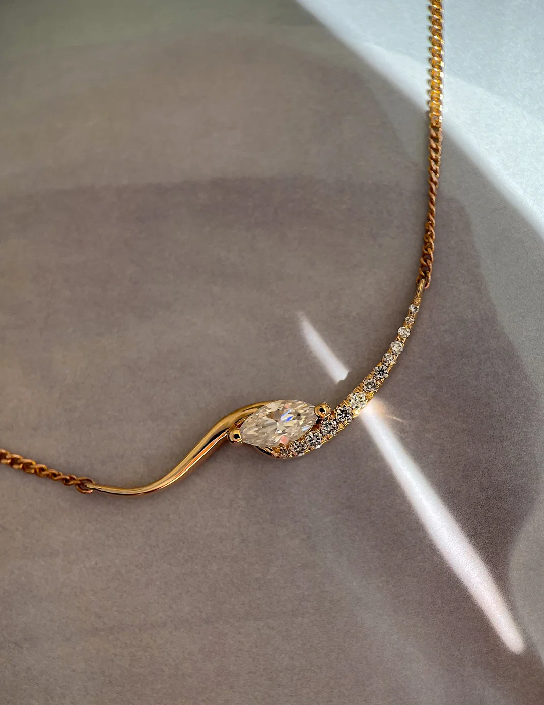 Mariner-Curb Hybrid Chain — view 2