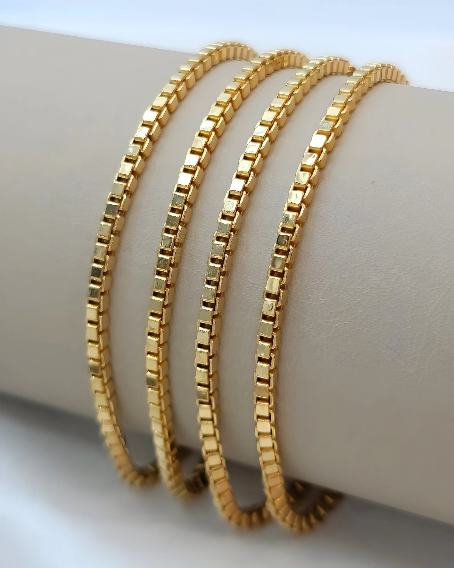 18K Solid Gold Box Chain — view 2