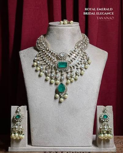 Emerald Kundan Bridal Set — view 3