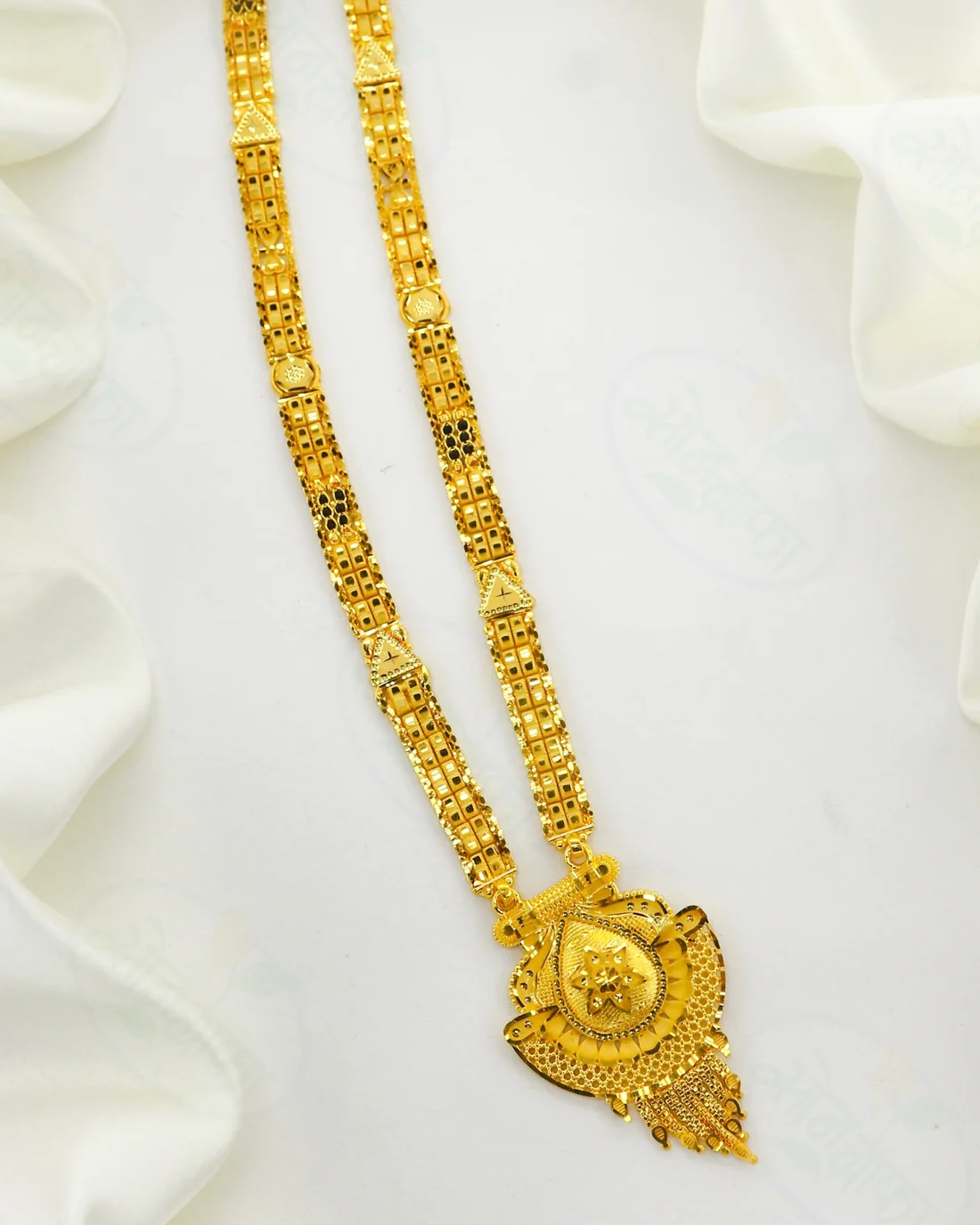 Broad Patta Mangalsutra — view 3