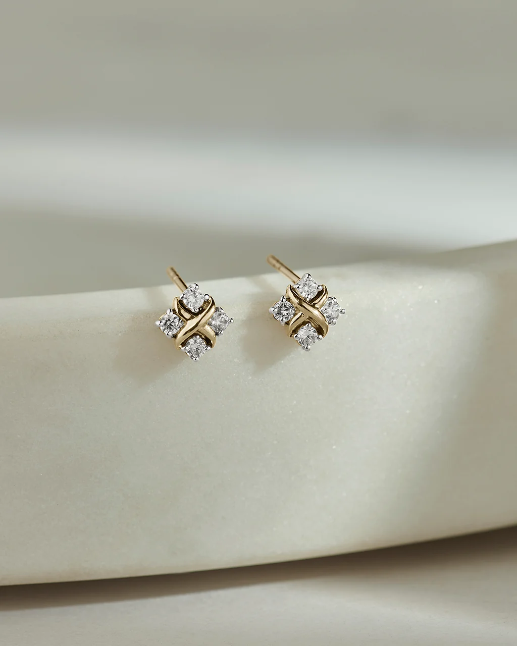 Twist Design Stud Earrings