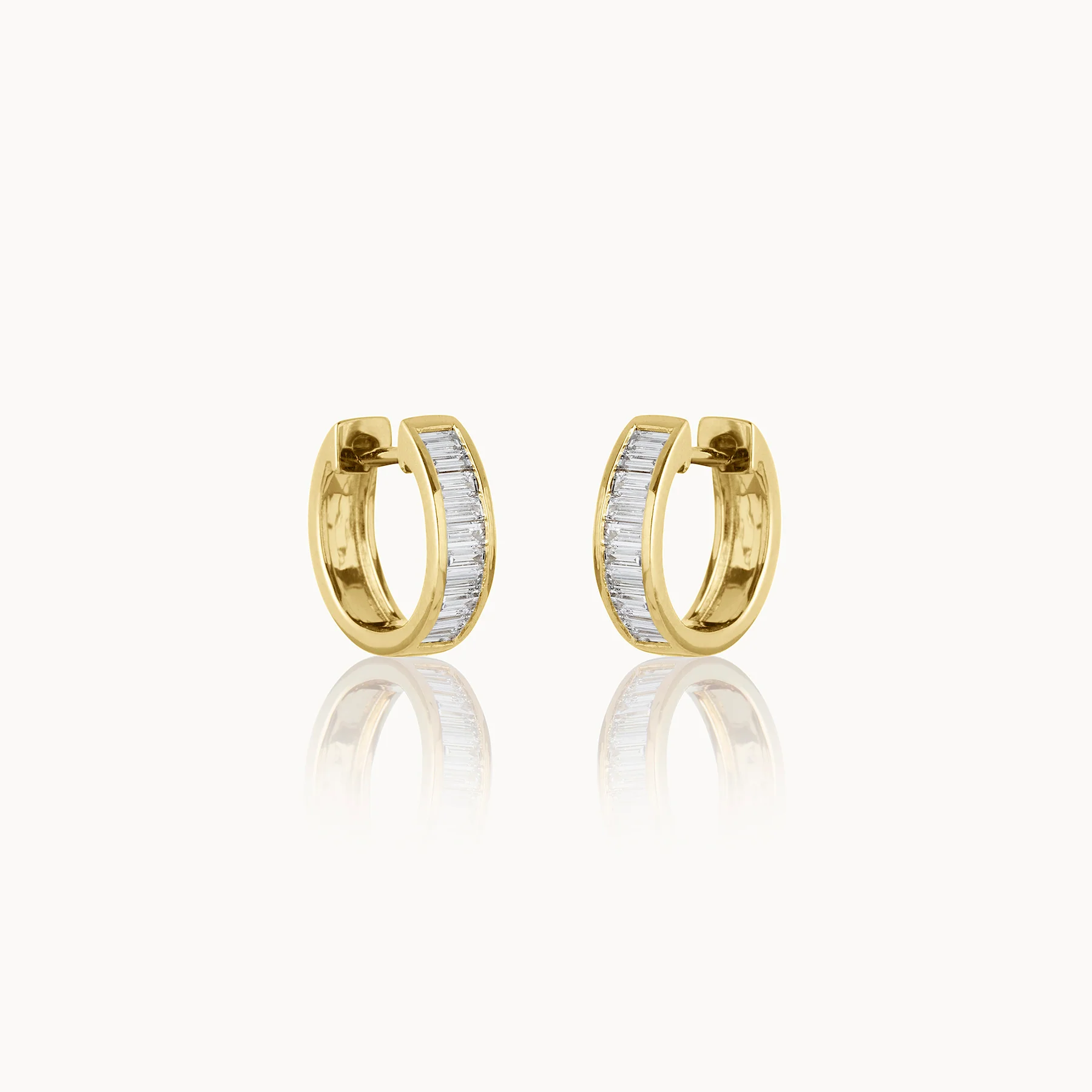 Minimal Gold Huggies — view 3