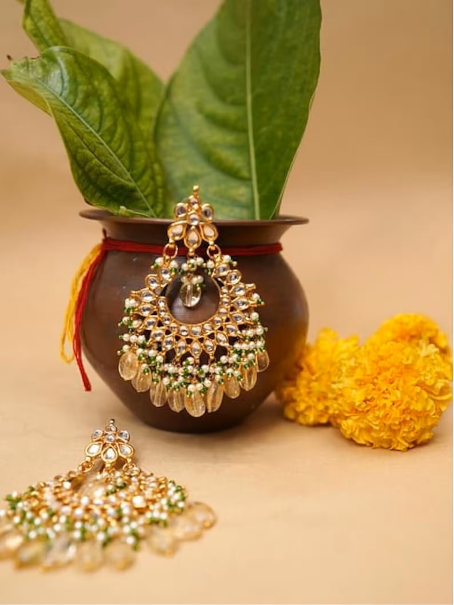 Kundan Studded Chandbalis