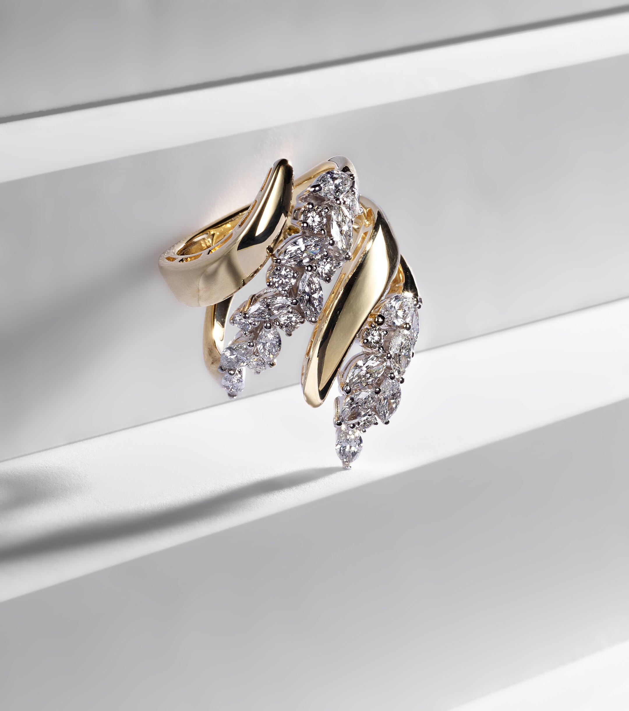 Floral Festive Ring — view 3