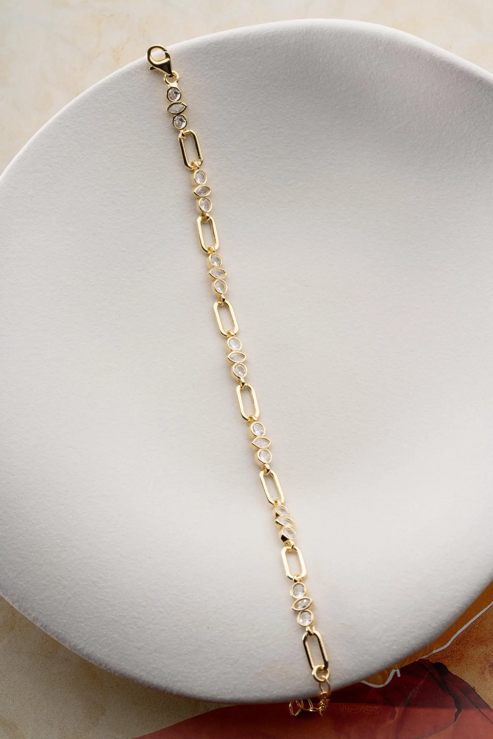 Simple Chain Bracelet — view 2