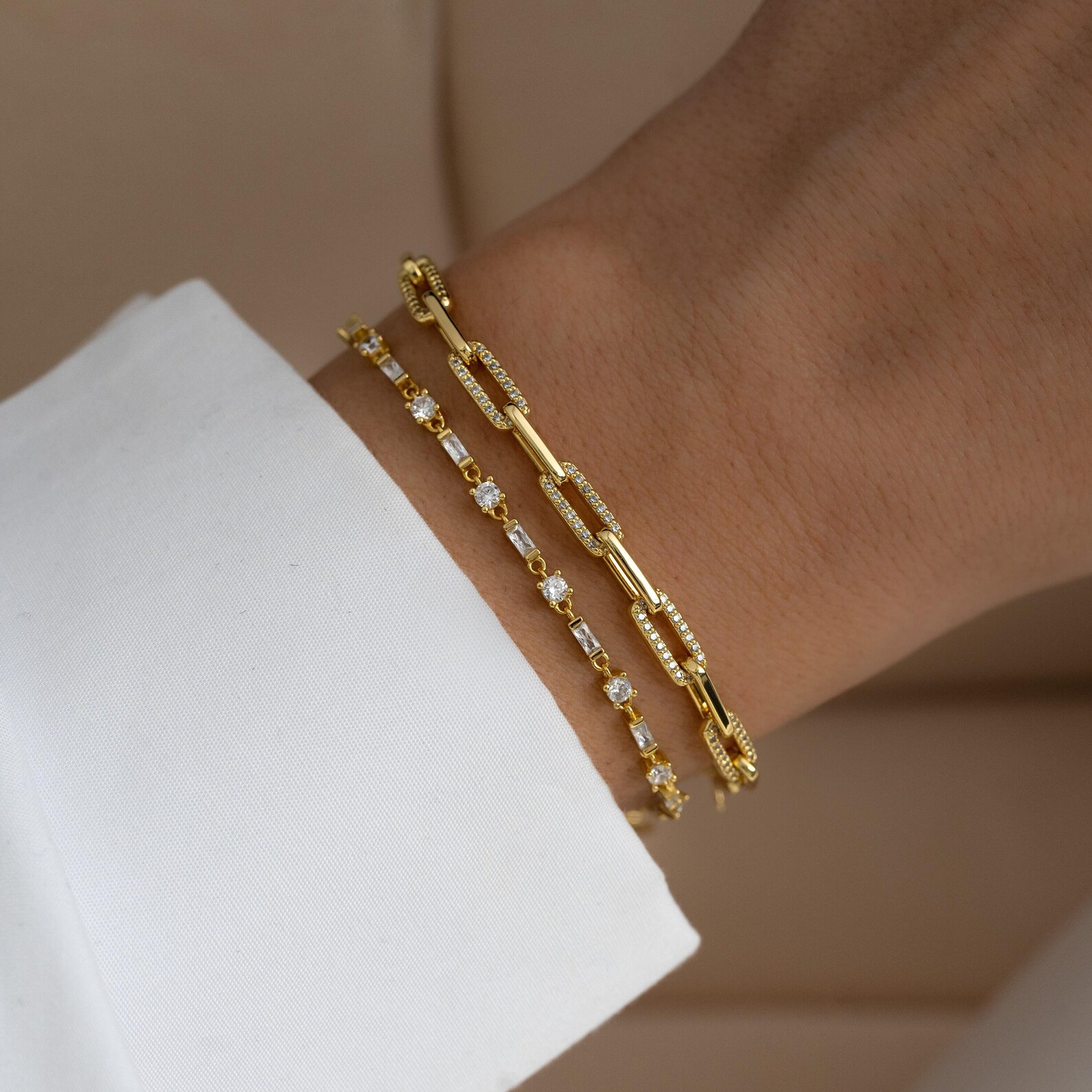 Classic Chain Link Bracelet — view 3