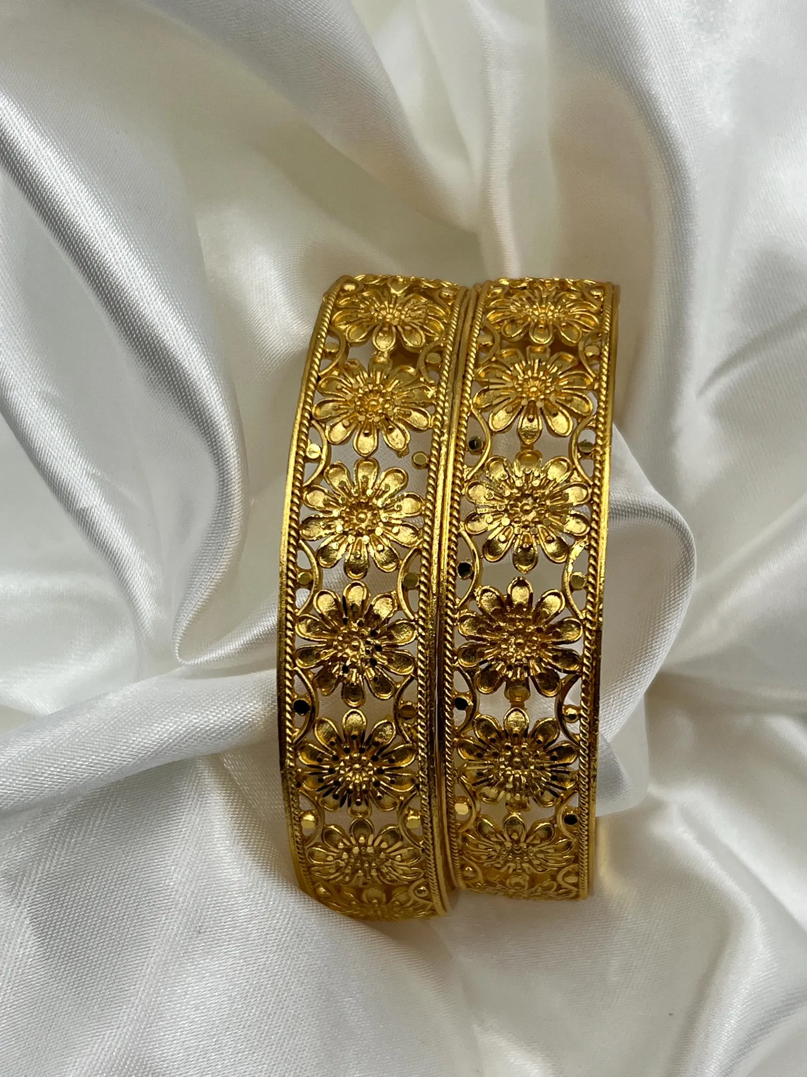 Meenakari Bridal Kangan — view 4