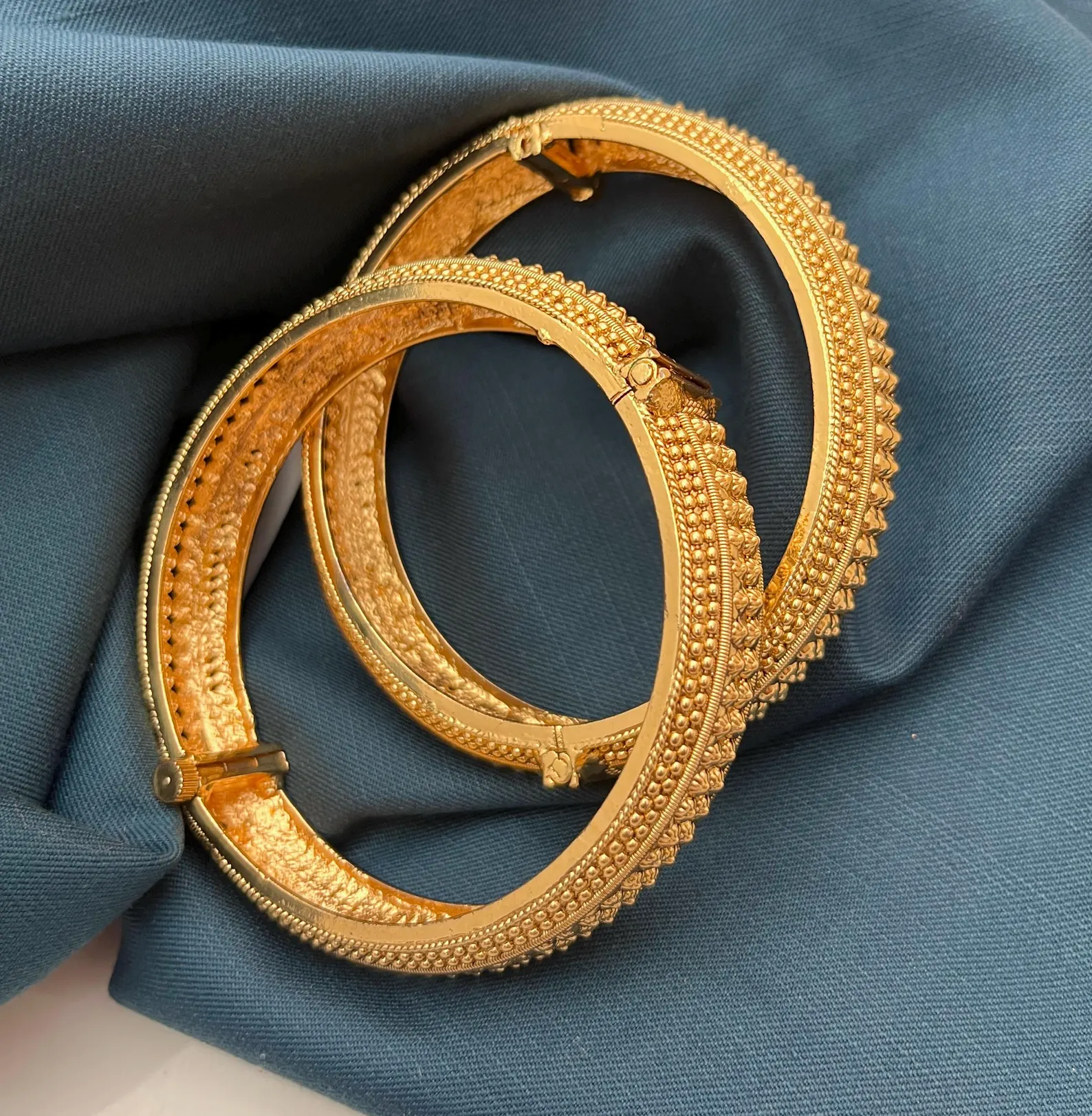 Textured Kada Bangle — view 3