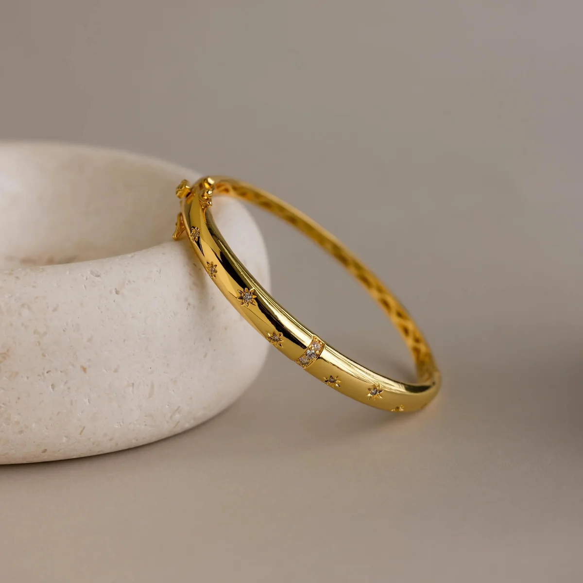 Sparkling Sleek Bangle