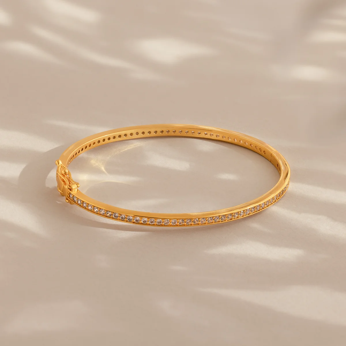 Minimal Diamond Bangle Set