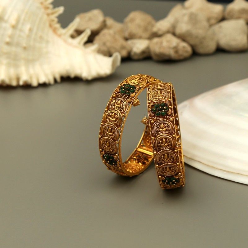 Royal Antique Bangle