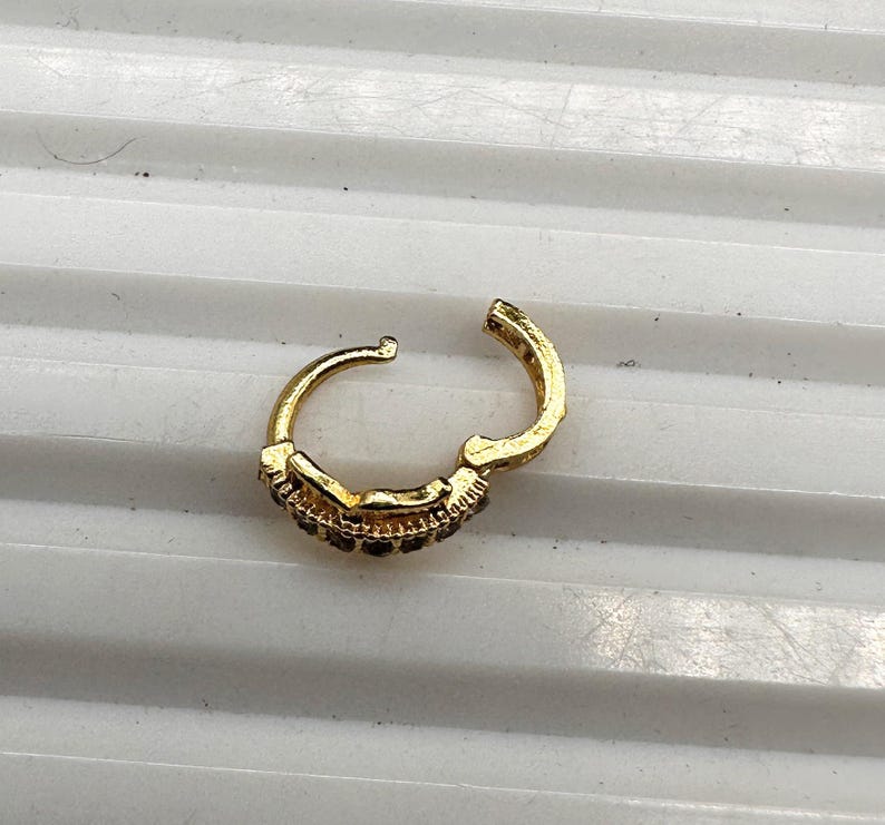 Minimal Nose Ring Hoop — view 3