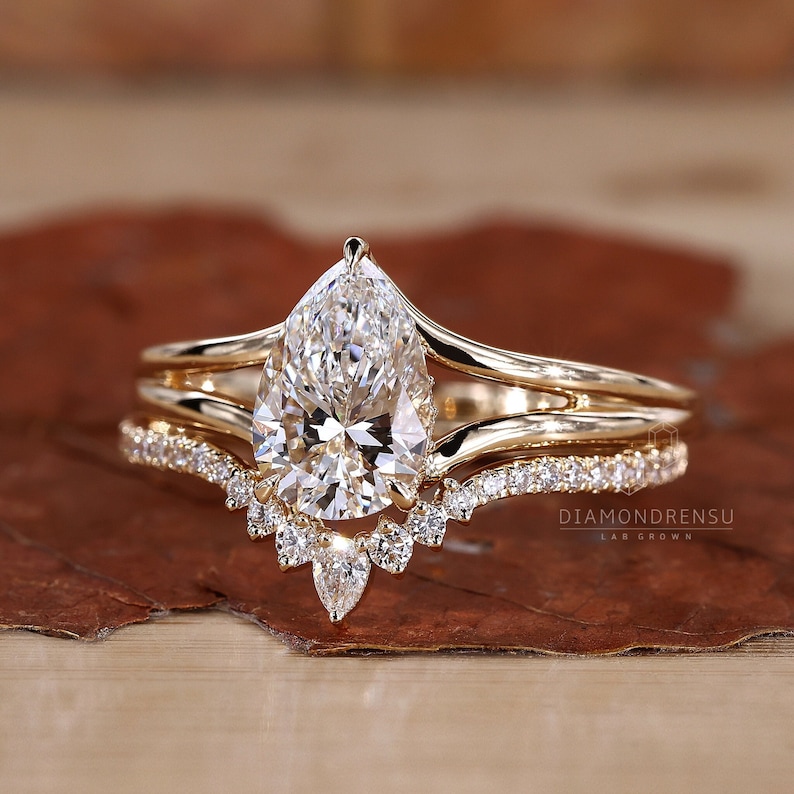Vintage Style Solitaire Ring