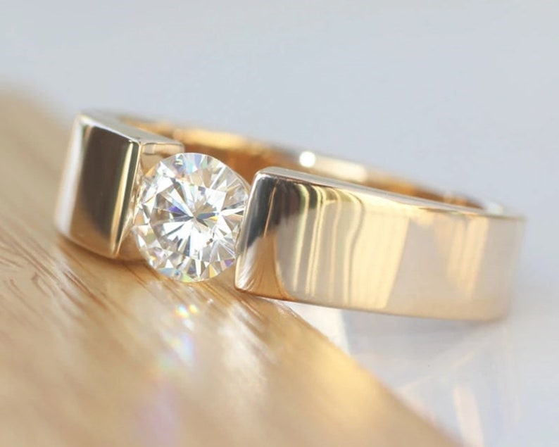 Vintage Solitaire Ring