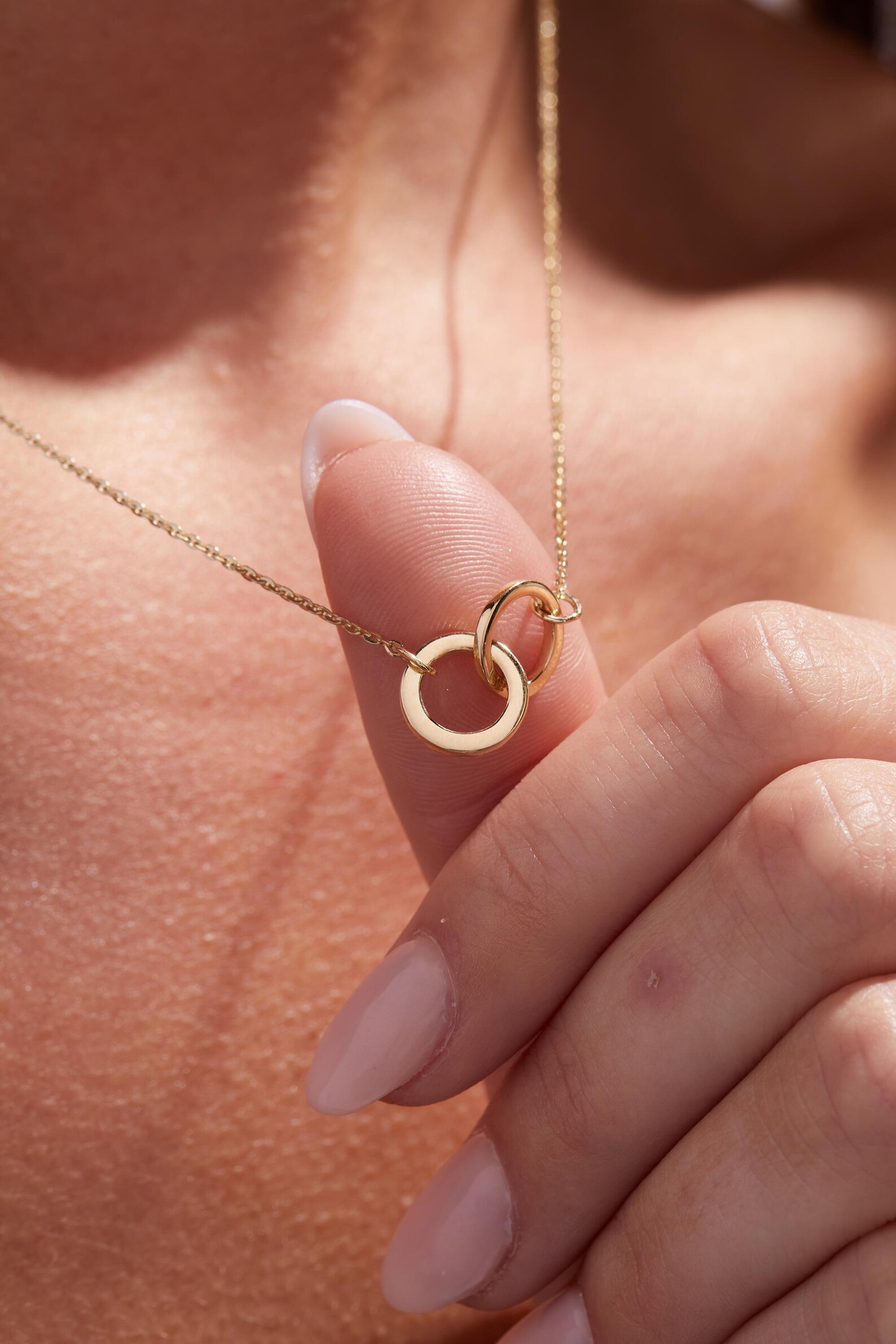 Delicate Solitaire Pendant — view 4