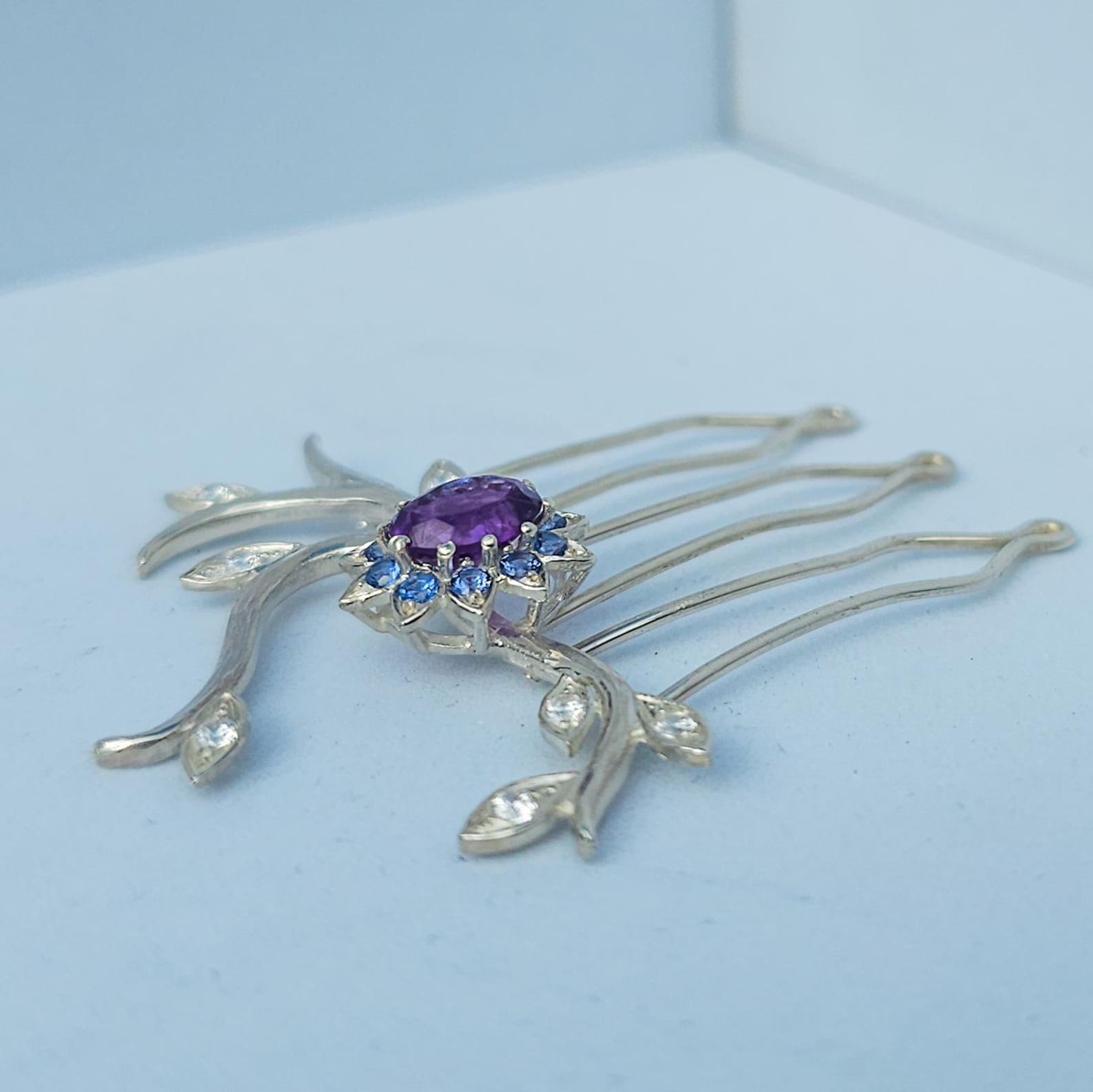 Elegant Hair Pin — view 8