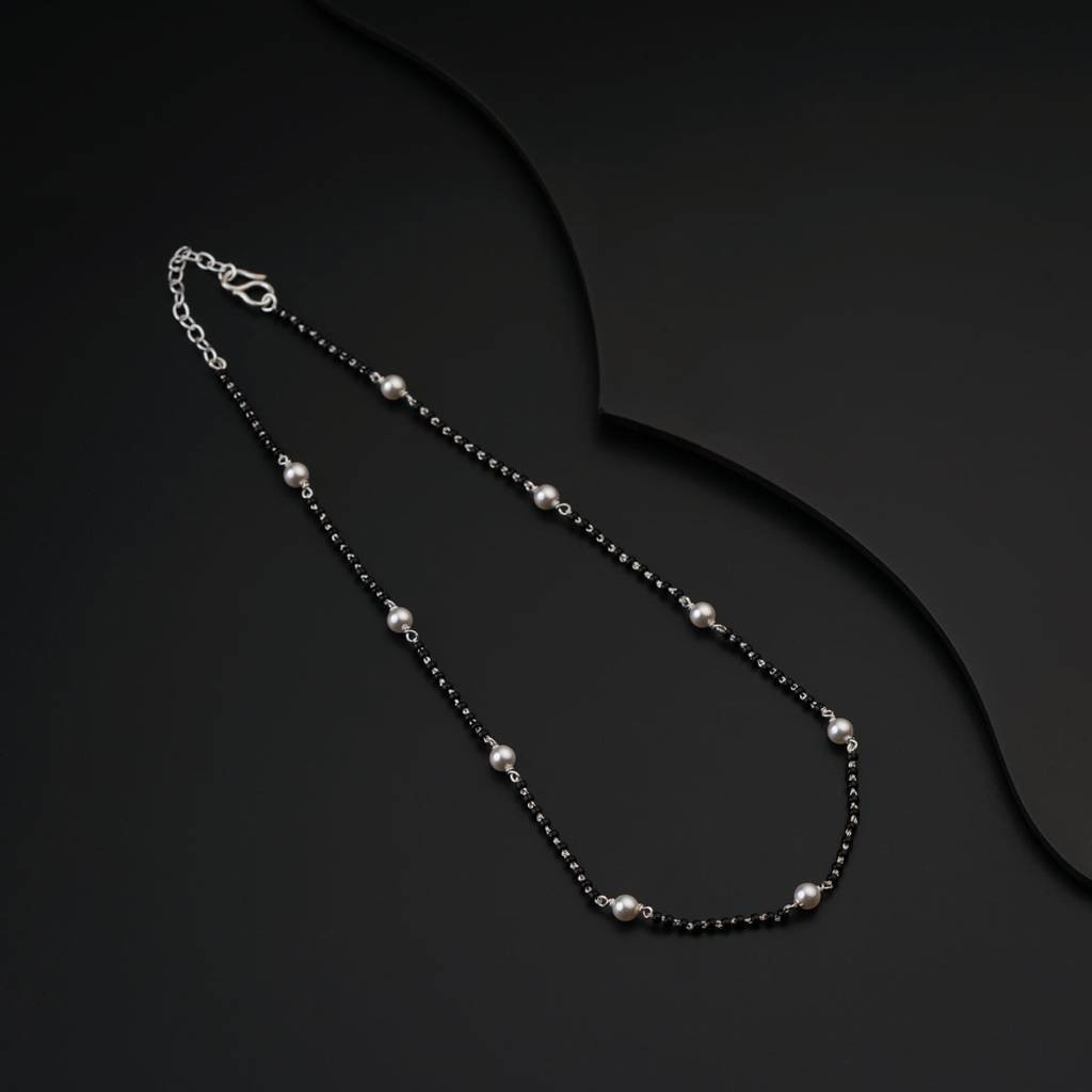 Petite Mangalsutra