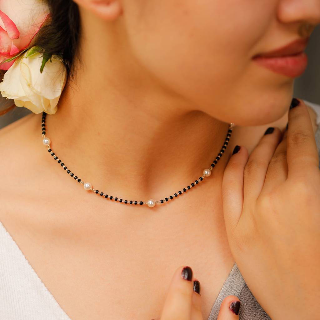 Petite Mangalsutra — view 5
