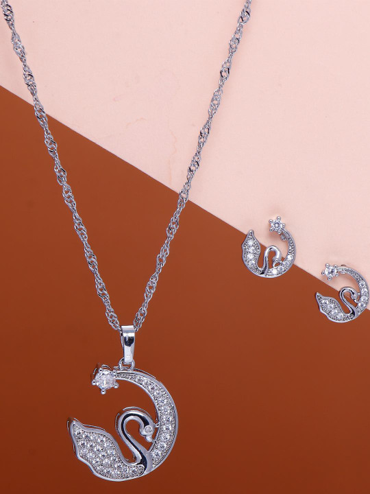 Matching Chain & Pendant Set