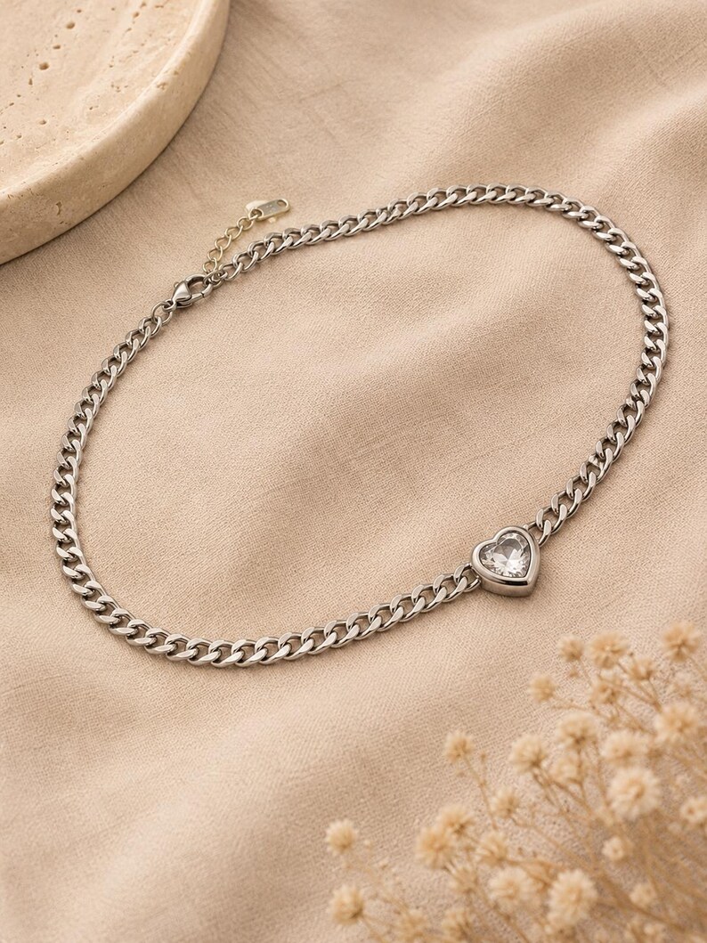 Delicate Curb Chain