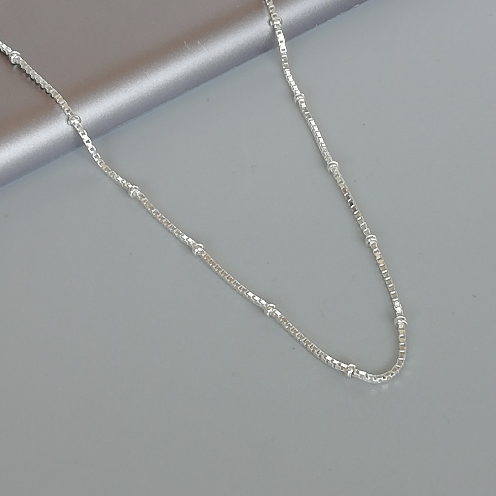 Classic Box Chain — view 2