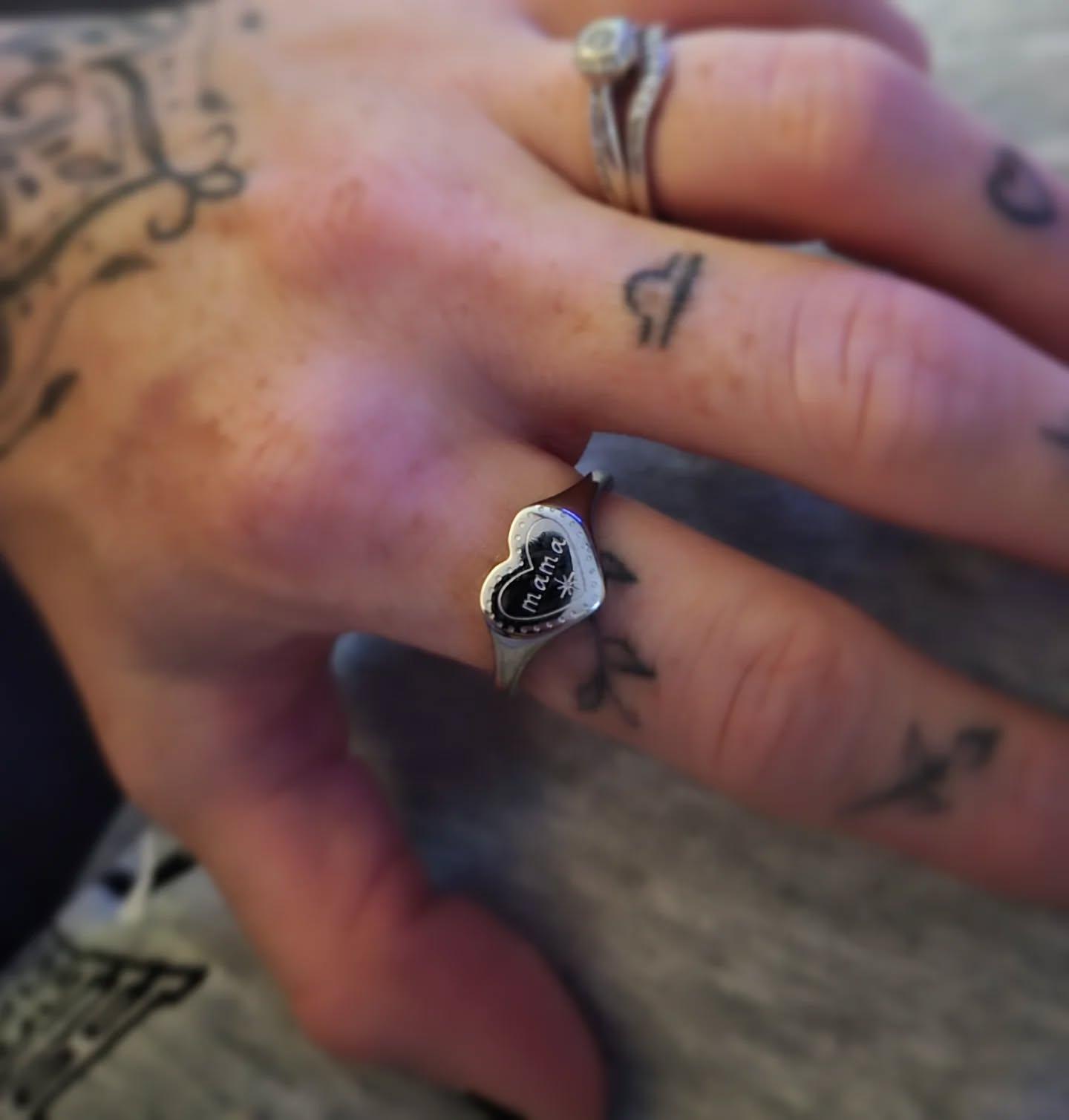 Simple Silver Ring — view 2