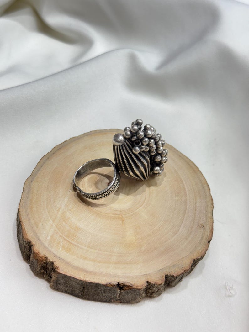 Fine Oxidized Ring — view 10