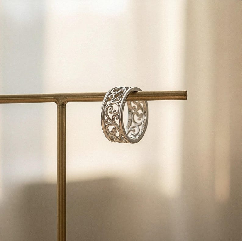 Simple Oxidized Ring — view 2