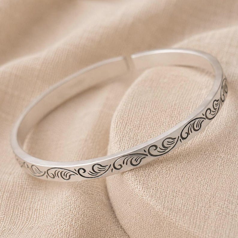 Fine Engraved Kada — view 4