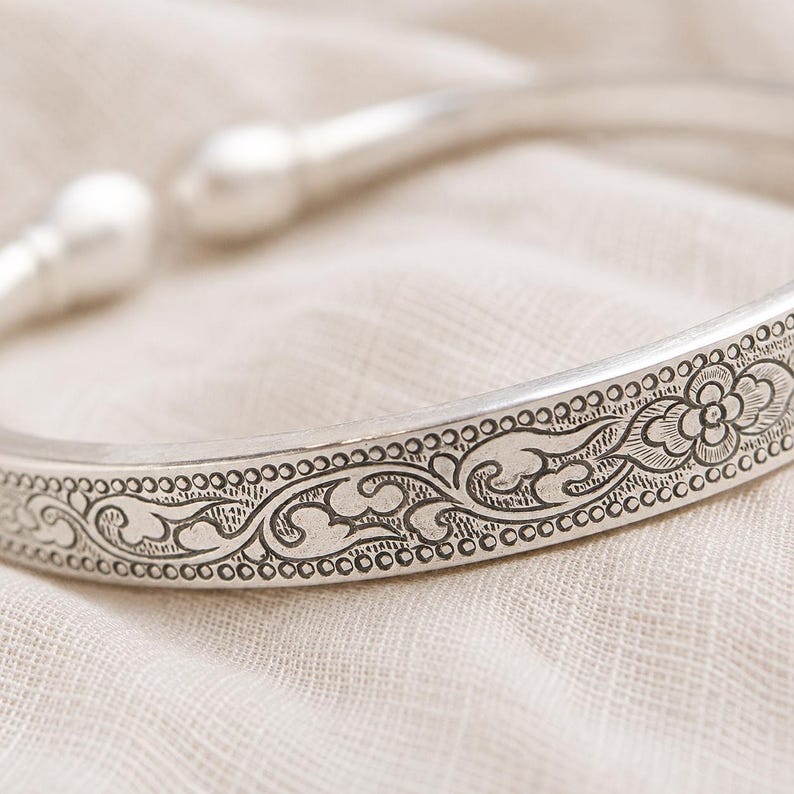 Heritage Engraved Kada — view 3