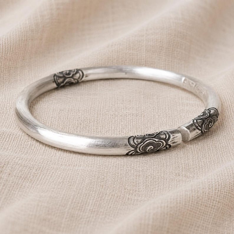 Modern Engraved Kada — view 2
