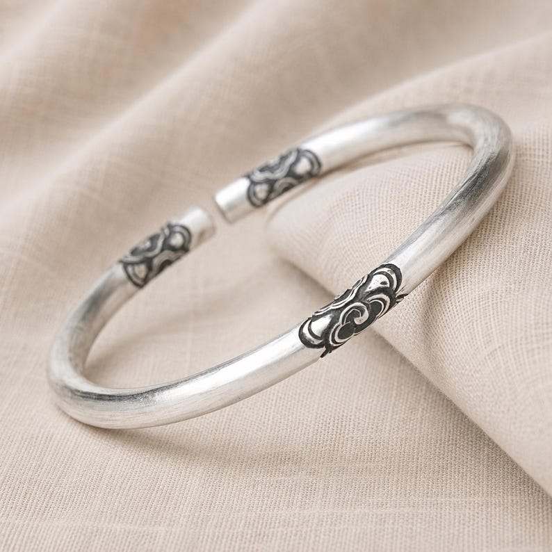 Modern Engraved Kada — view 4