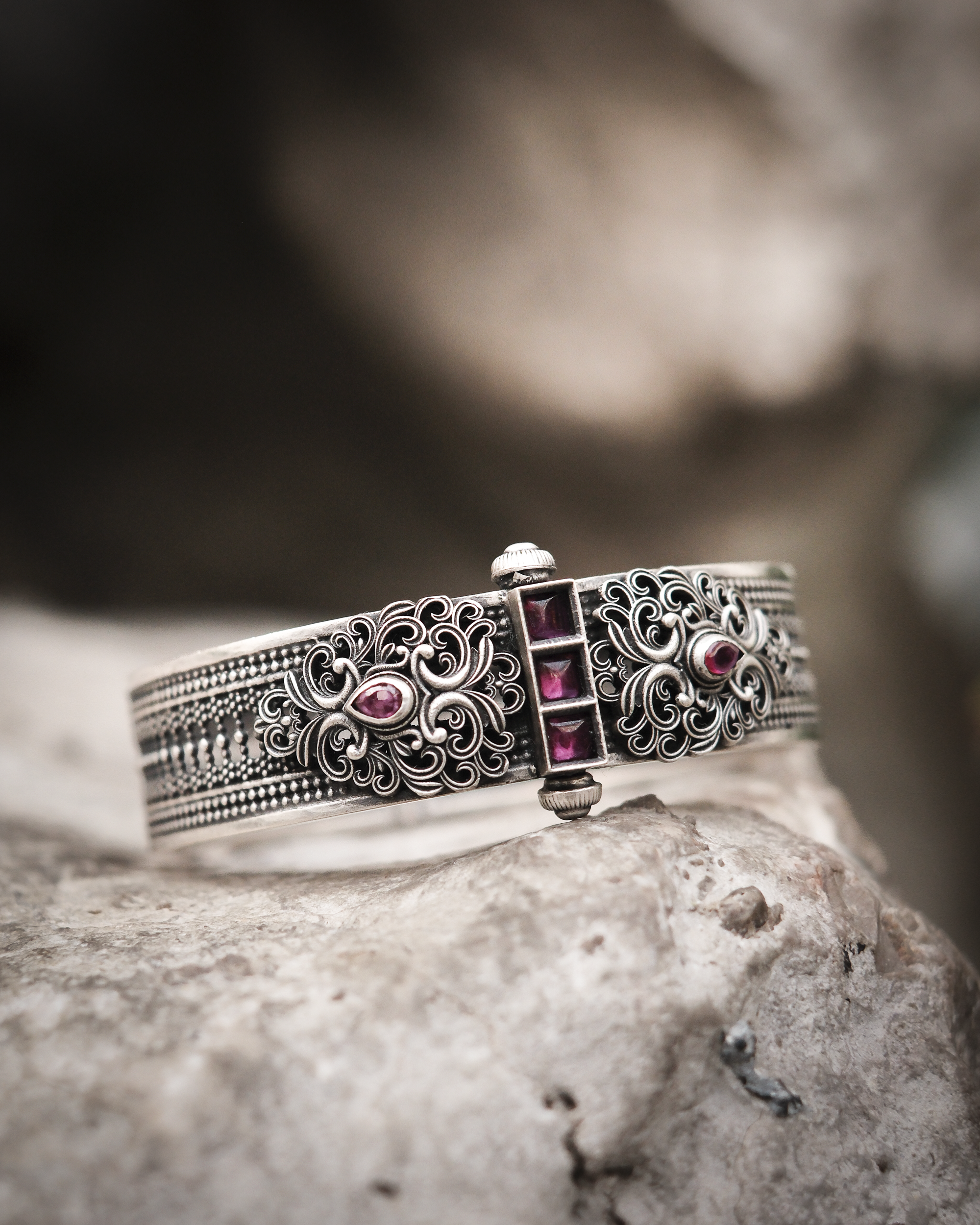 Fine Screw-Lock Kada