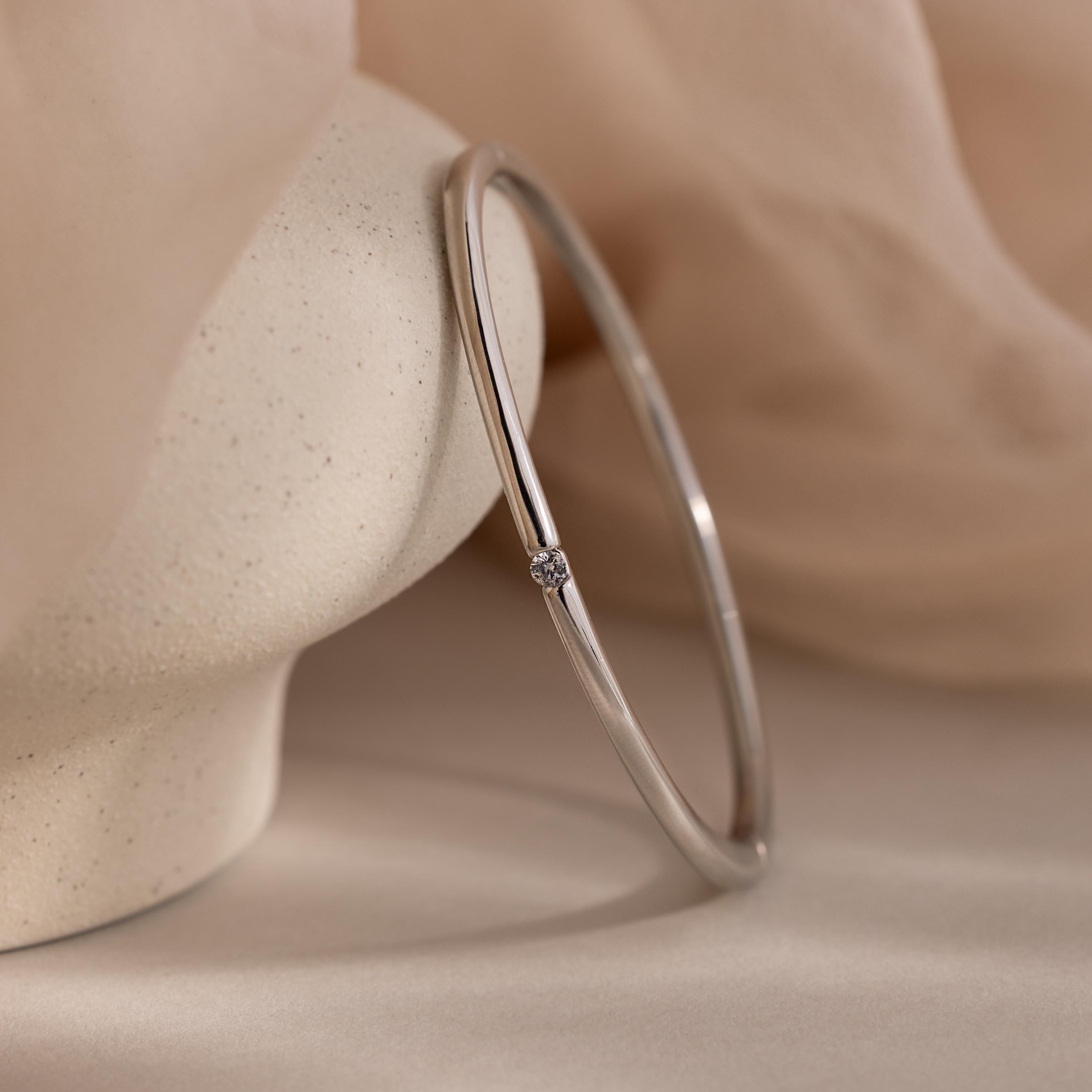Thin Sleek Kada