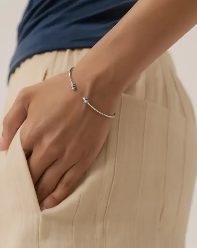 Delicate Minimalist Kada — view 4