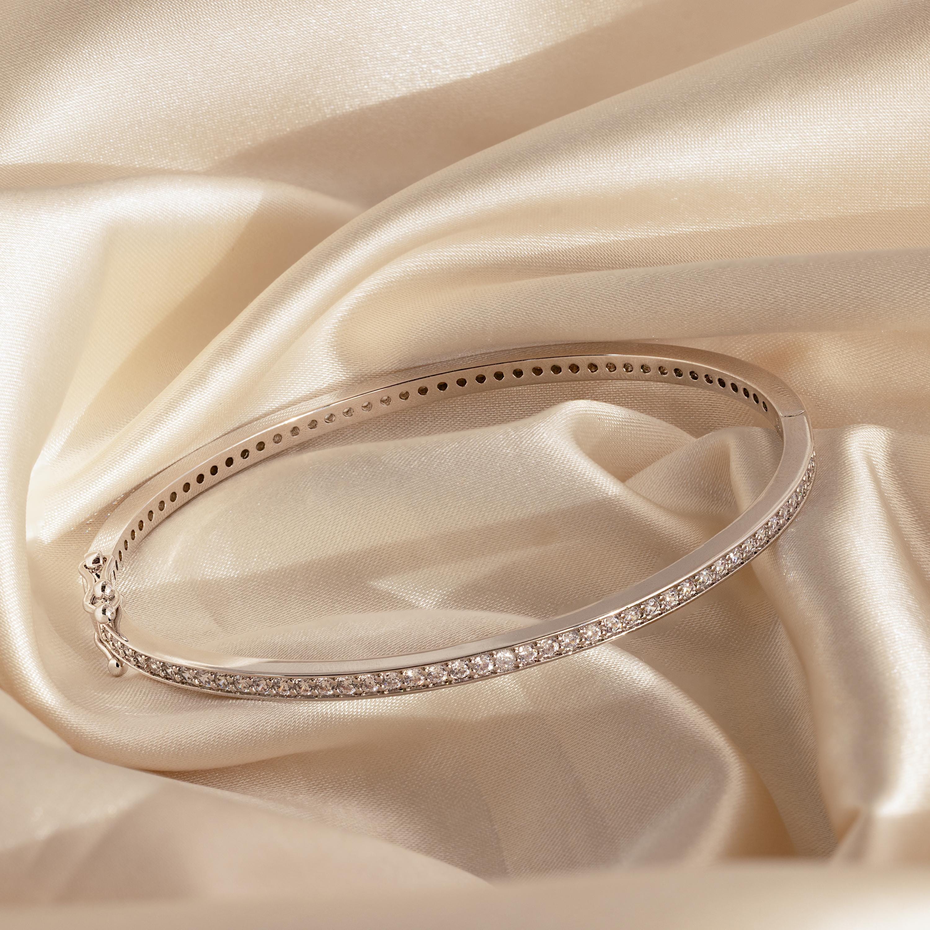 Simple Sleek Kada