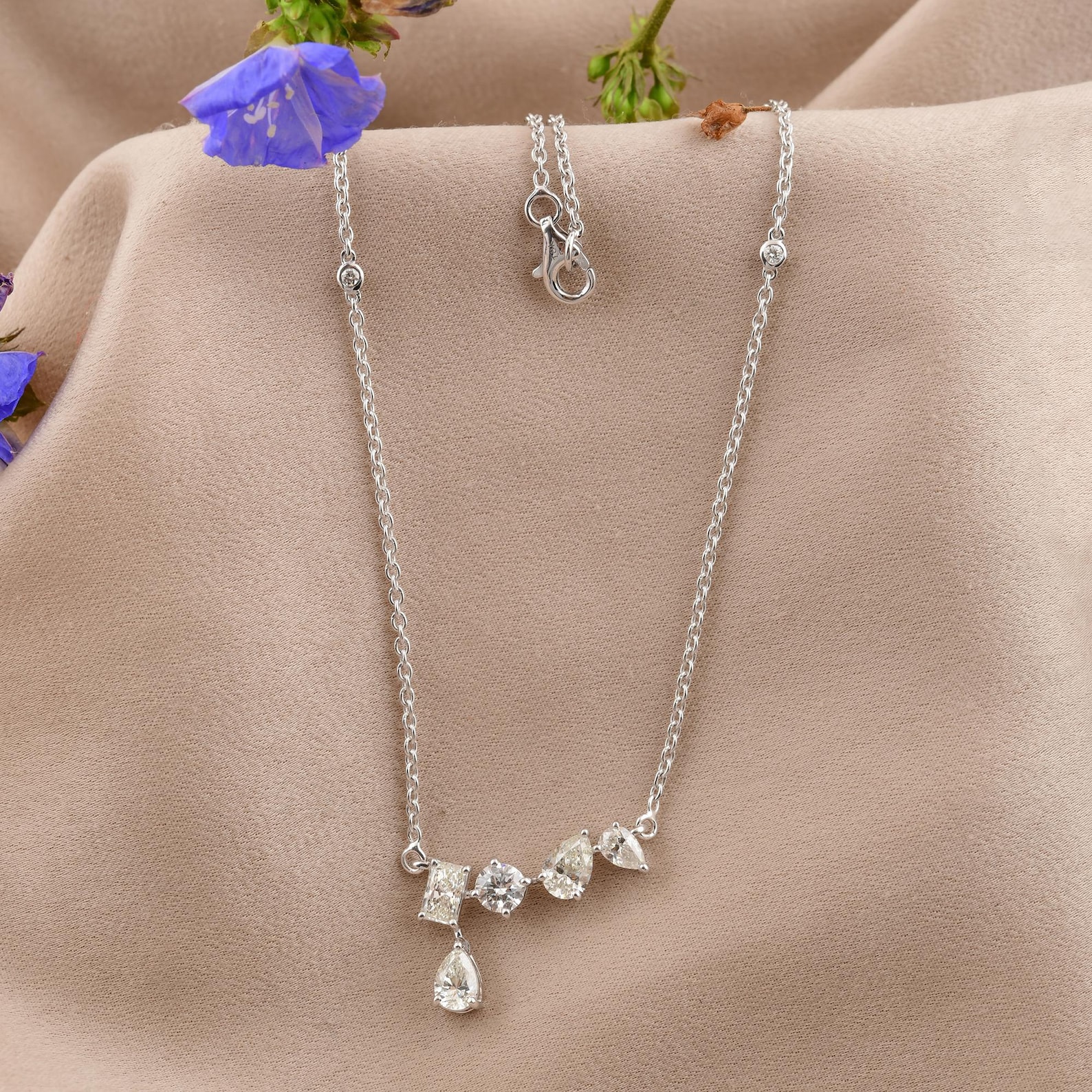 Classic Platinum Necklace
