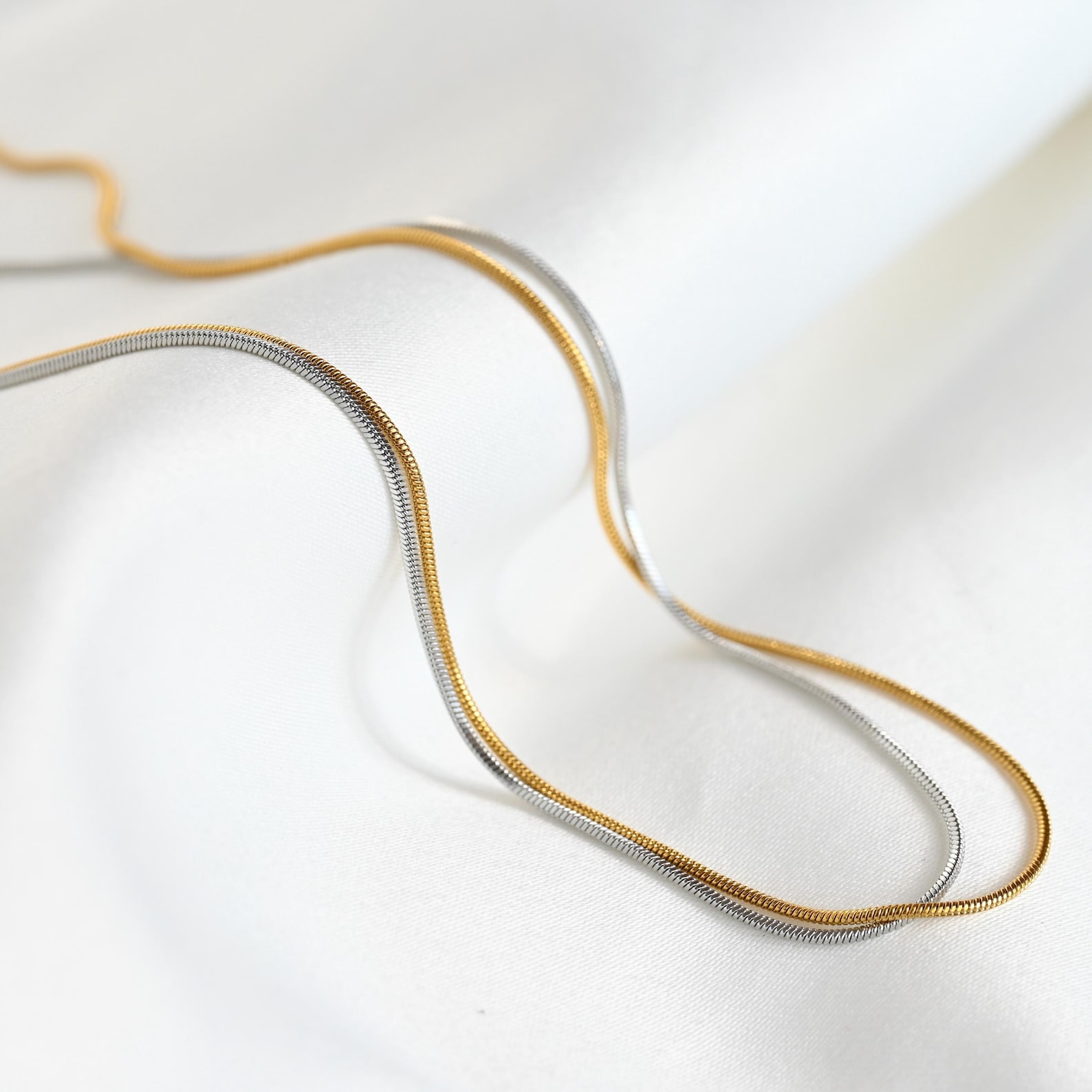 Simple Dual-Tone Chain — view 3
