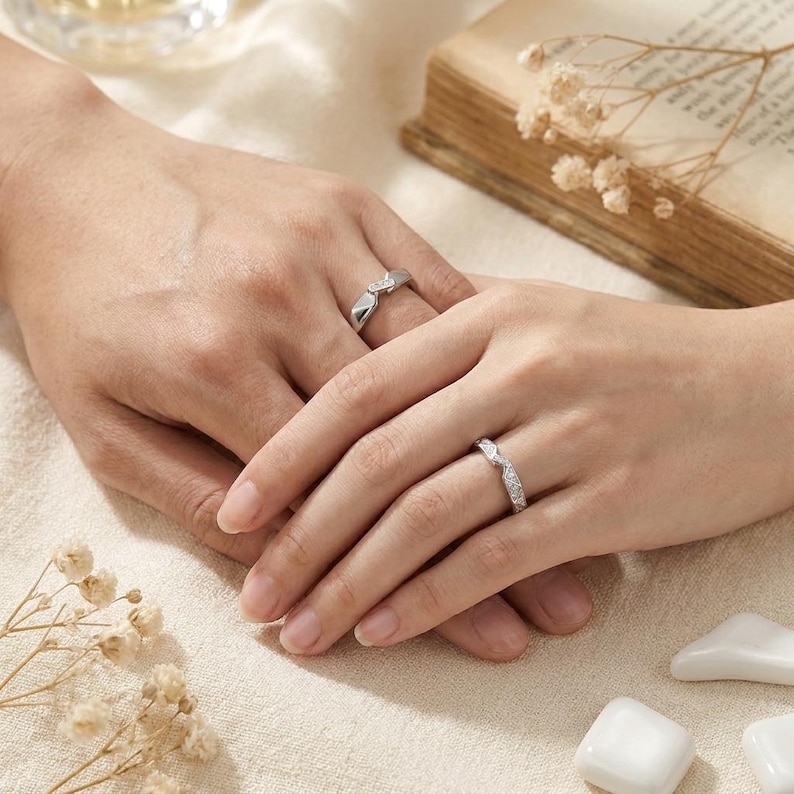 Fine Couple Bands — view 4